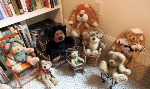 Teddy bears on little chairs